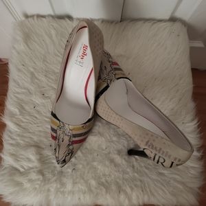 Ladies Pumps